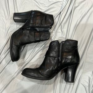 Cute leather ankle boot from Born